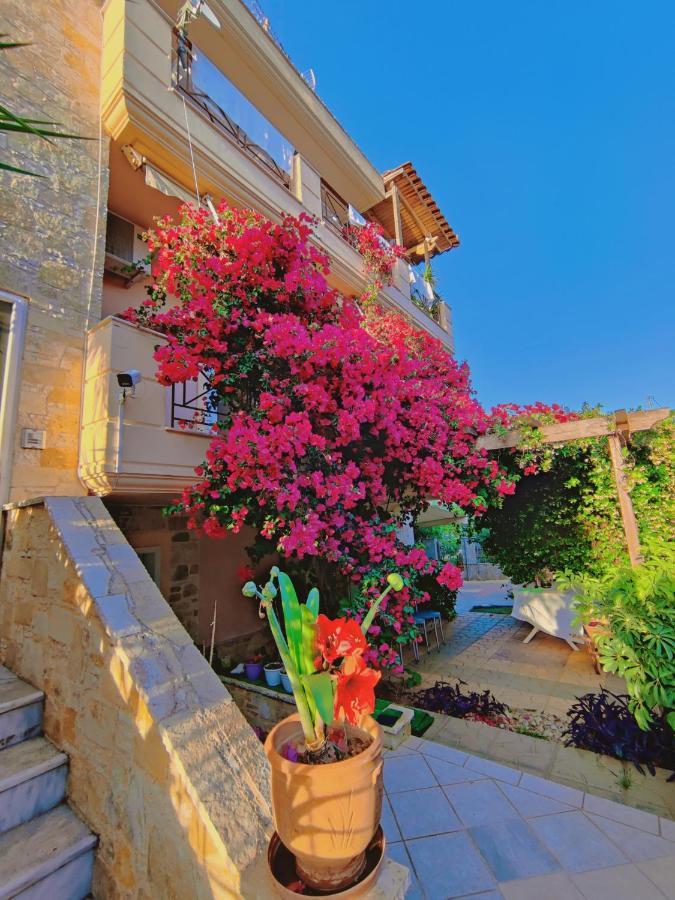 Отель Artemis Garden Near Airport Экстерьер фото